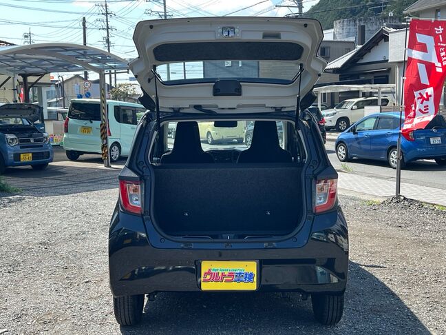 自社ローン実績１０００台以上！全国配車可能☆整備工場完備☆女性スタッフ対応☆全国故障対応
